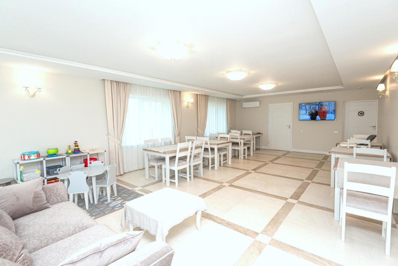 Hotel Atostogu Sala Palanga Esterno foto